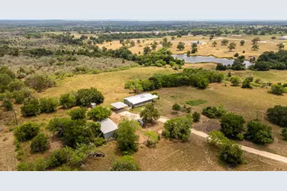 411 Fm 86 Highway, Red Rock, TX 78662 - Photo 7