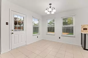 2602 Armstrong Dr, Leander, TX 78641 - Photo 9