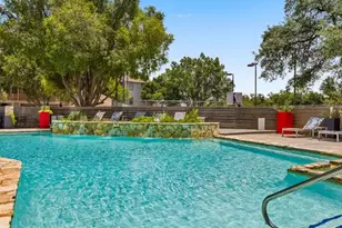 13005 Heinemann Dr, Austin, TX 78727 - Photo 15