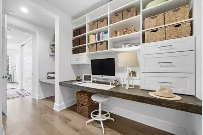 4701 Unity Circle, Austin, TX 78731 - Photo 9