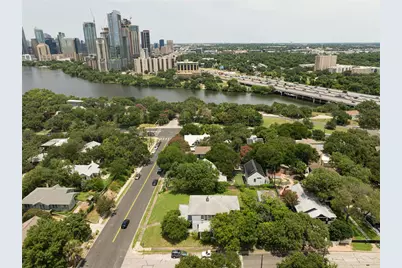 1107 Travis Heights Boulevard, Austin, TX 78704 - Photo 3