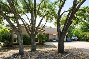 1613 Flint Ct, Lakeway, TX 78734 - Photo 27