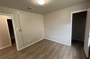 2101 Whistling Way, Taylor, TX 76574 - Photo 5