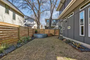 2709 E 3rd St, Austin, TX 78702 - Photo 21