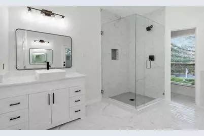 102 Laura Lane, Austin, TX 78746 - Photo 9