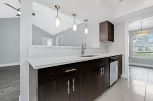 3910 Hillside Dr, Round Rock, TX 78681 - Photo 7