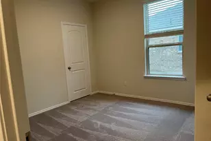 105 Onna St, Taylor, TX 76574 - Photo 11