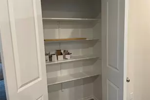 105 Onna St, Taylor, TX 76574 - Photo 5