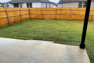 105 Onna St, Taylor, TX 76574 - Photo 21