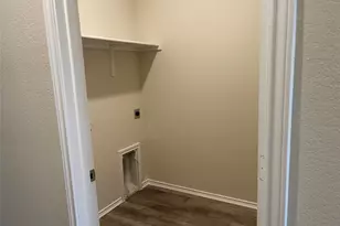 105 Onna St, Taylor, TX 76574 - Photo 7