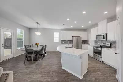 214 Saranac Drive, Elgin, TX 78621 - Photo 13