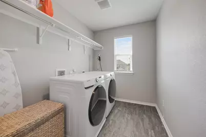 214 Saranac Drive, Elgin, TX 78621 - Photo 29