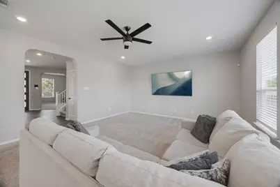 214 Saranac Drive, Elgin, TX 78621 - Photo 15