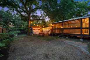 5802 Chesterfield Ave, Austin, TX 78752 - Photo 27