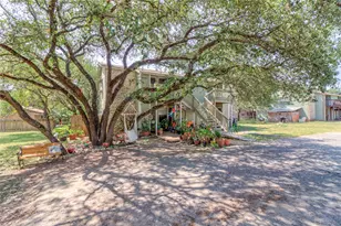 400 Hedgewood Dr, Georgetown, TX 78628 - Photo 1