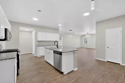 218 Sickle Loop, Kyle, TX 78640 - Photo 9