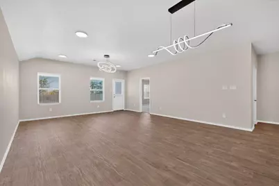 218 Sickle Loop, Kyle, TX 78640 - Photo 5