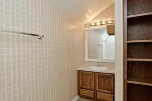 803 Valley View Dr, Pflugerville, TX 78660 - Photo 11