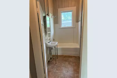 1121 S 23rd Street, Temple, TX 76504 - Photo 9
