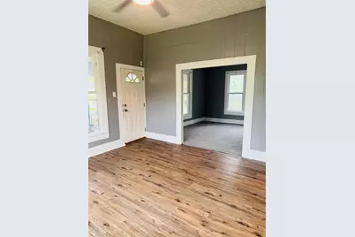 1121 S 23rd Street, Temple, TX 76504 - Photo 5