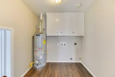 318 NW Loop 230 Highway, Smithville, TX 78957 - Photo 17