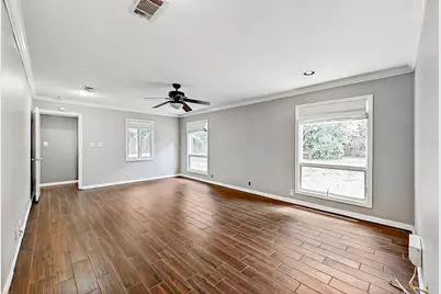 5805 Woodview Avenue, Austin, TX 78756 - Photo 17