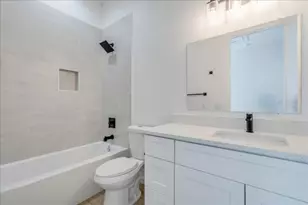 136 Lourdes Ct, Dripping Springs, TX 78620 - Photo 19