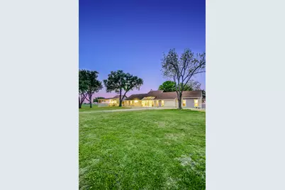 1551 Fm 1466, Coupland, TX 78615 - Photo 3
