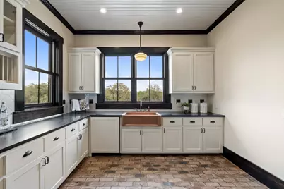 167 Vincas Shadow Court, Driftwood, TX 78619 - Photo 15