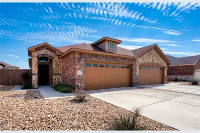 334 Creekside Curve Curve, New Braunfels, TX 78130 - Photo 1