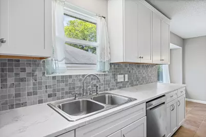 1206 S Trace Drive, Austin, TX 78745 - Photo 9