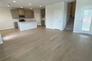 4802 Star Jasmine Dr, Austin, TX 78723 - Photo 5