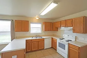 714 Lavaca Loop, Elgin, TX 78621 - Photo 27