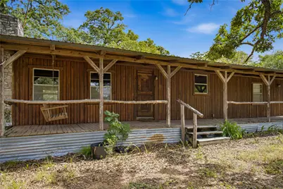 7221 W Old Lockhart Road, Muldoon, TX 78949 - Photo 11