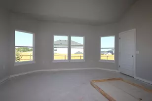9400 Corvallis Dr, Austin, TX 78747 - Photo 5