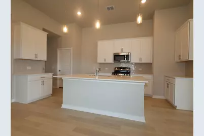 9400 Corvallis Drive, Austin, TX 78747 - Photo 3