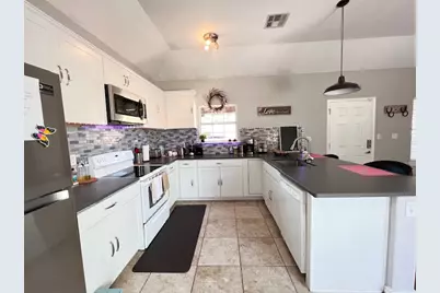 1104 Blueridge Drive, Canyon Lake, TX 78133 - Photo 5