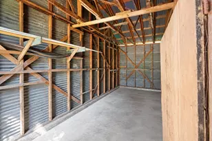 810 N 6th St, Temple, TX 76501 - Photo 9