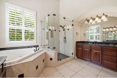 111 Whitley Drive, Austin, TX 78738 - Photo 19