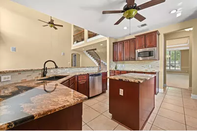 111 Whitley Drive, Austin, TX 78738 - Photo 11