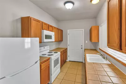 200 Sandstone Drive #A, Jarrell, TX 76537 - Photo 7