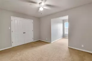 200 Sandstone Dr, Jarrell, TX 76537 - Photo 17
