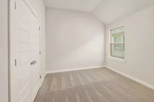 107 Malibu, Hutto, TX 78634 - Photo 21