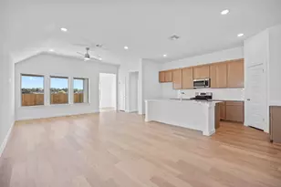 107 Malibu, Hutto, TX 78634 - Photo 1