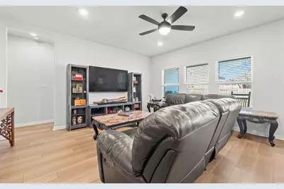 210 Grand Teton Drive, Kyle, TX 78640 - Photo 7