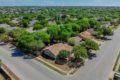 2020 Magazine Street, Austin, TX 78727 - Photo 39