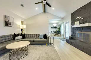 2020 Magazine St, Austin, TX 78727 - Photo 5