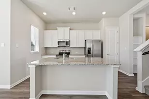1020 Vista View Dr, Georgetown, TX 78626 - Photo 9