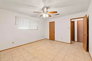 3102 Jeanne Marie Ct, Austin, TX 78745 - Photo 15