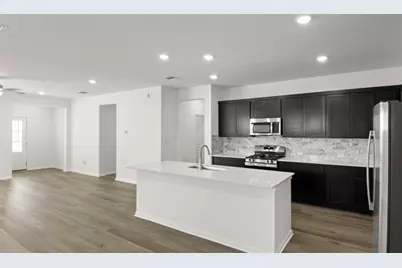 304 Bay Breeze Drive, Kyle, TX 78640 - Photo 7